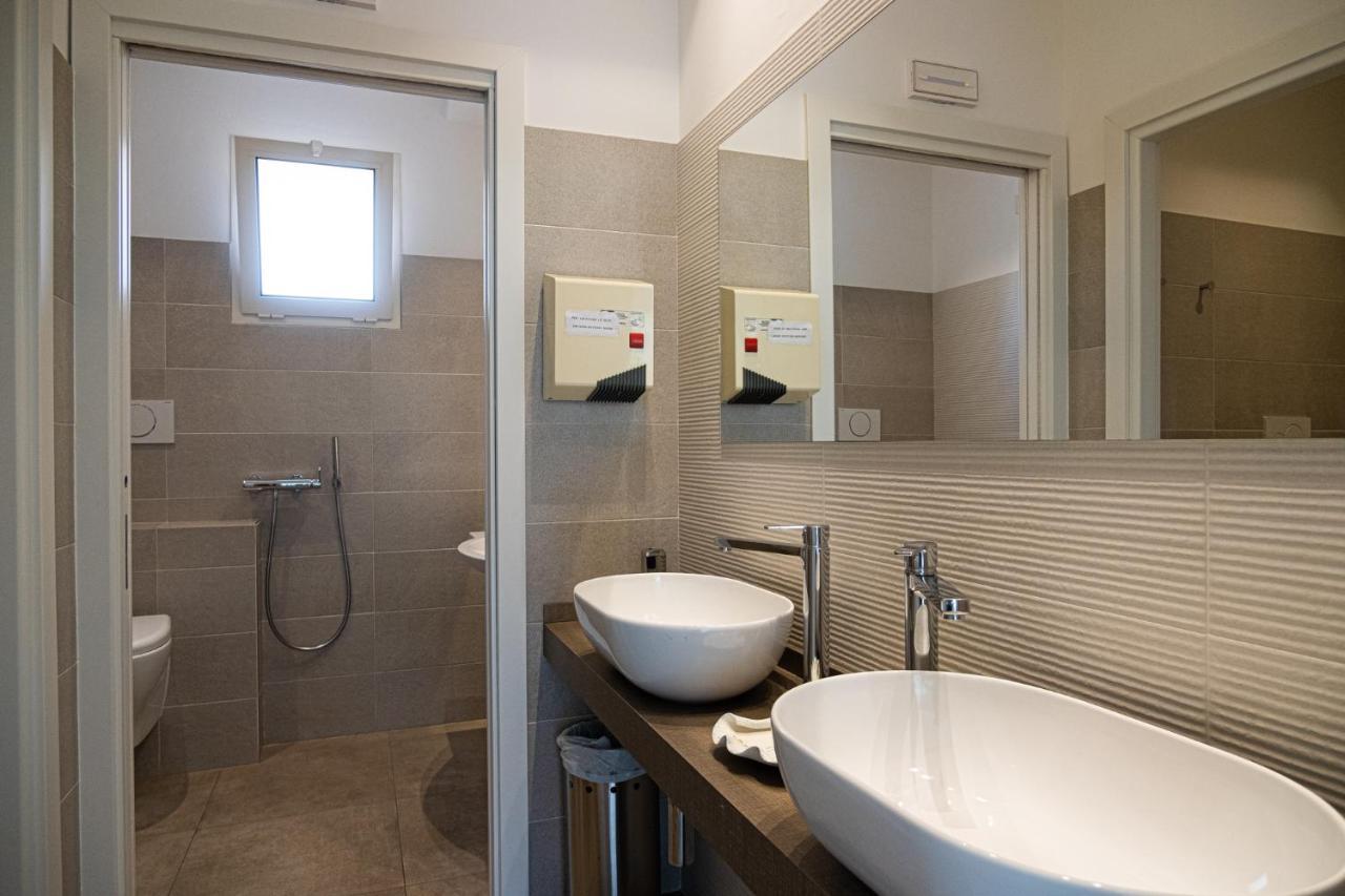 Hotel Cormoran Riccione Luaran gambar