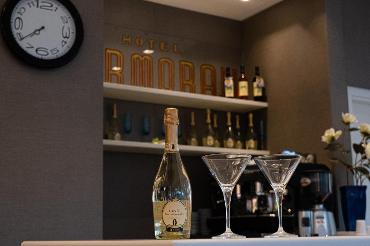 Hotel Cormoran Riccione Luaran gambar