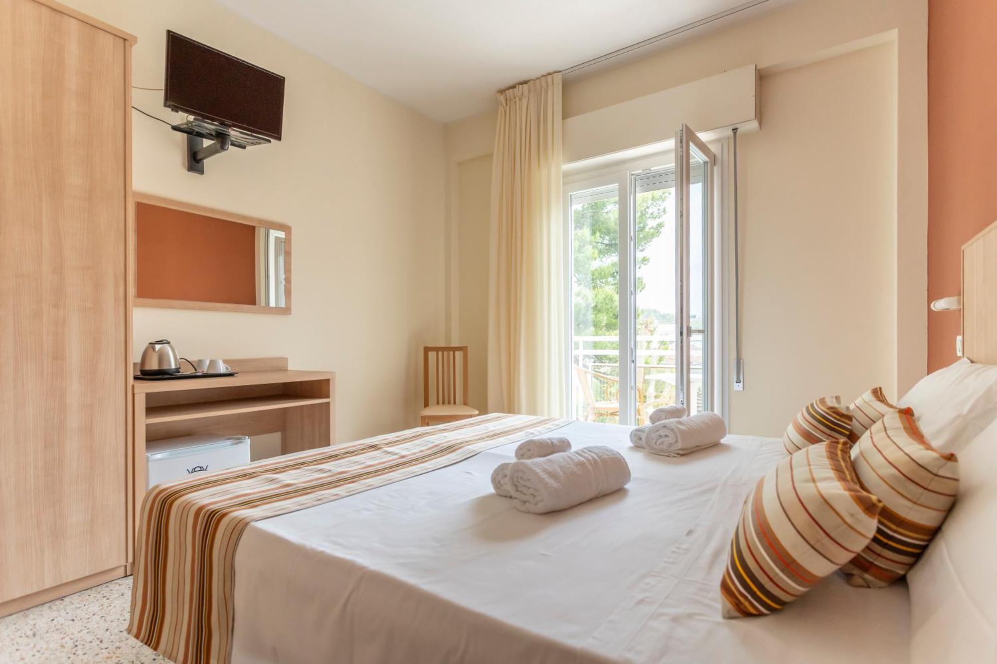 Hotel Cormoran Riccione Luaran gambar