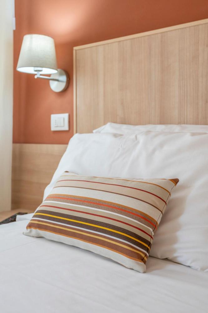 Hotel Cormoran Riccione Luaran gambar